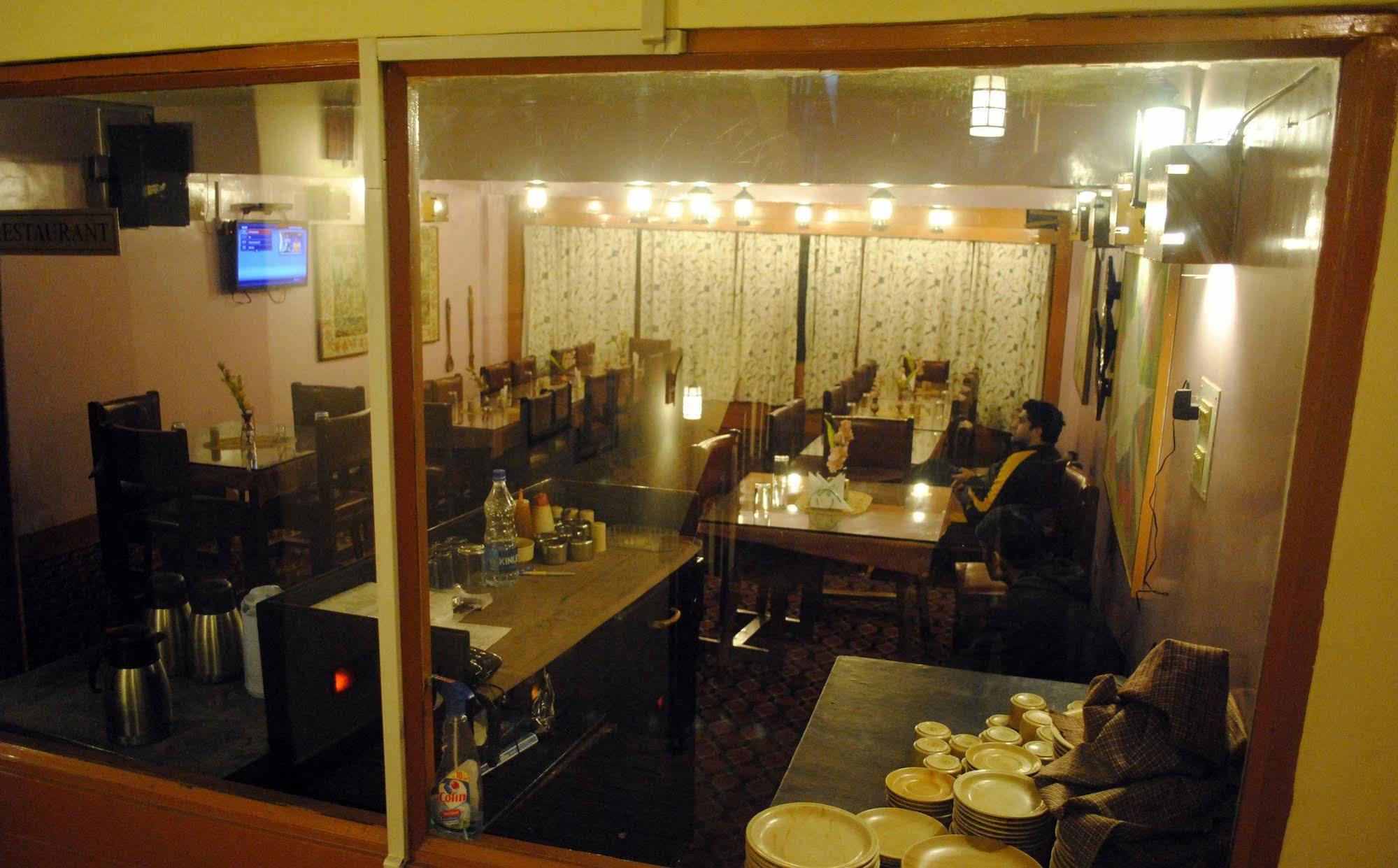 Welcome Hotel Gulmarg Luaran gambar